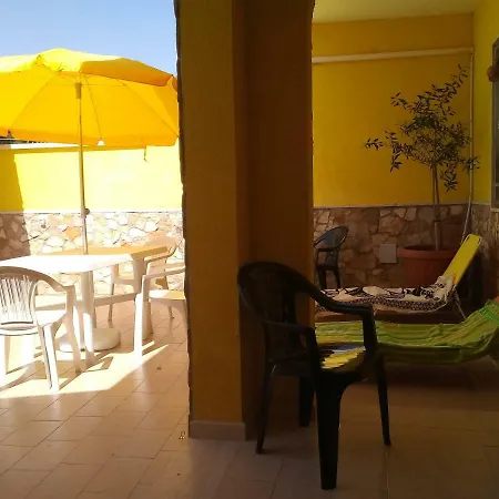 Locazione Turistica Torre Squillace * Sant Isidoro (Apulia)