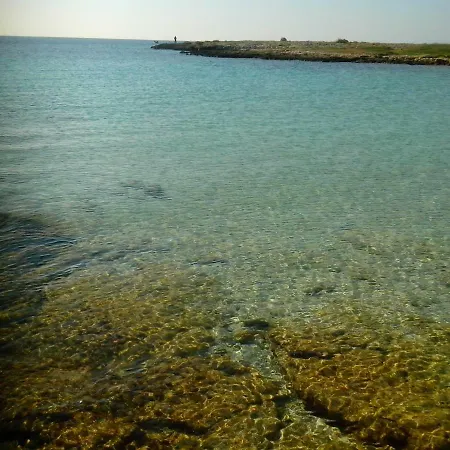 Guest house Locazione Turistica Torre Squillace Sant Isidoro (Apulia)